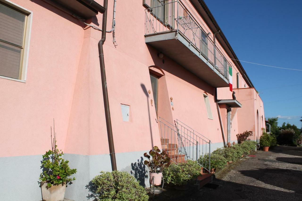 Agriturismo Podere Montenero Alberese Exterior foto